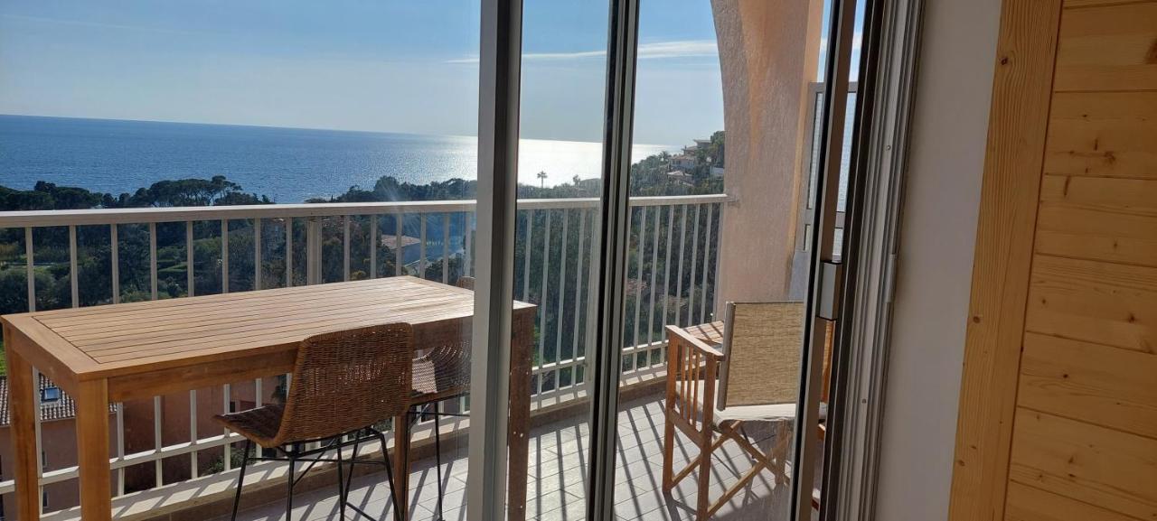 Un Balcon Sur La Mer أجاكسيو المظهر الخارجي الصورة